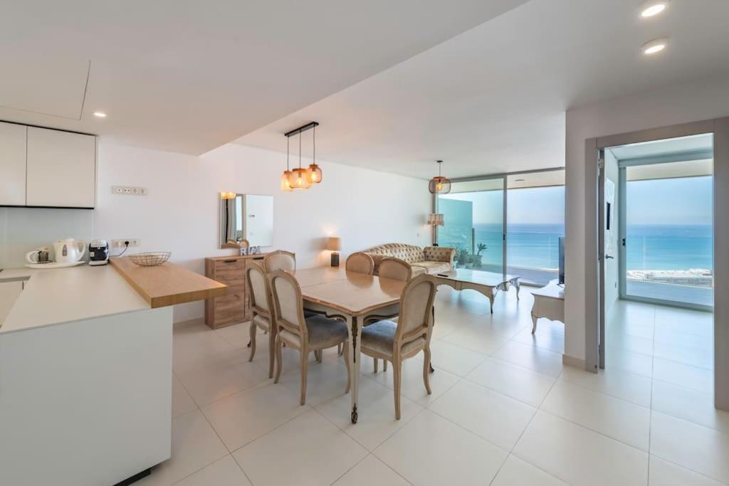 Med1 Luxury Sea View *