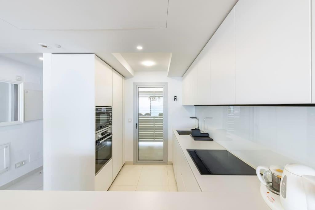 Med1 Luxury Sea View
